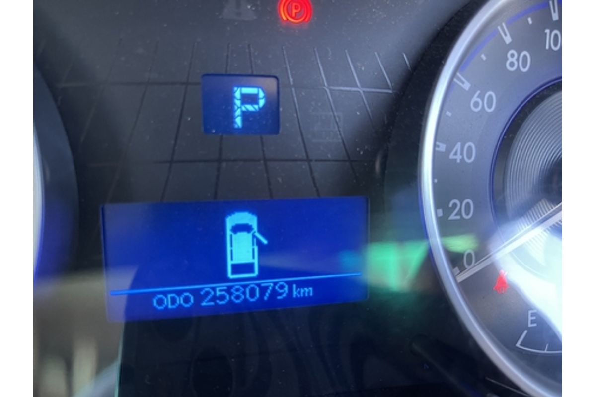 2017 Toyota Hilux SR GUN126R 4X4