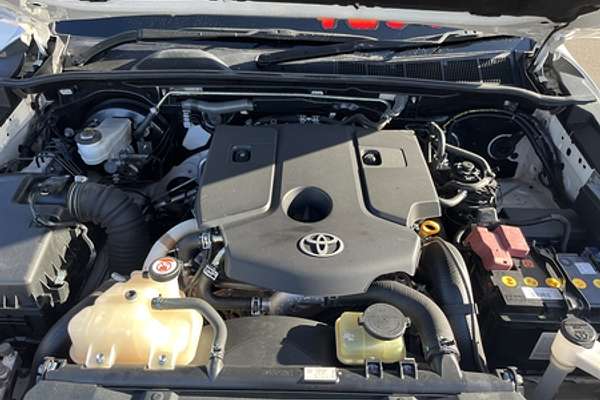 2017 Toyota Hilux SR GUN126R 4X4
