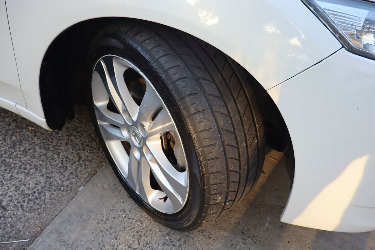 2014 Honda Accord Euro Luxury 10 MY14