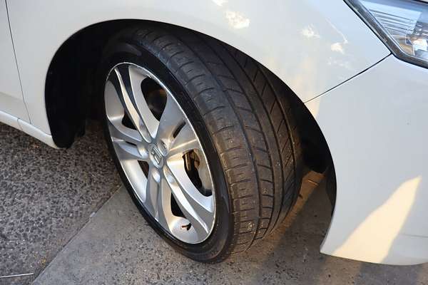 2014 Honda Accord Euro Luxury 10 MY14