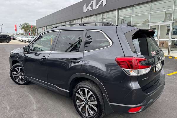 2019 Subaru Forester 2.5i Premium S5