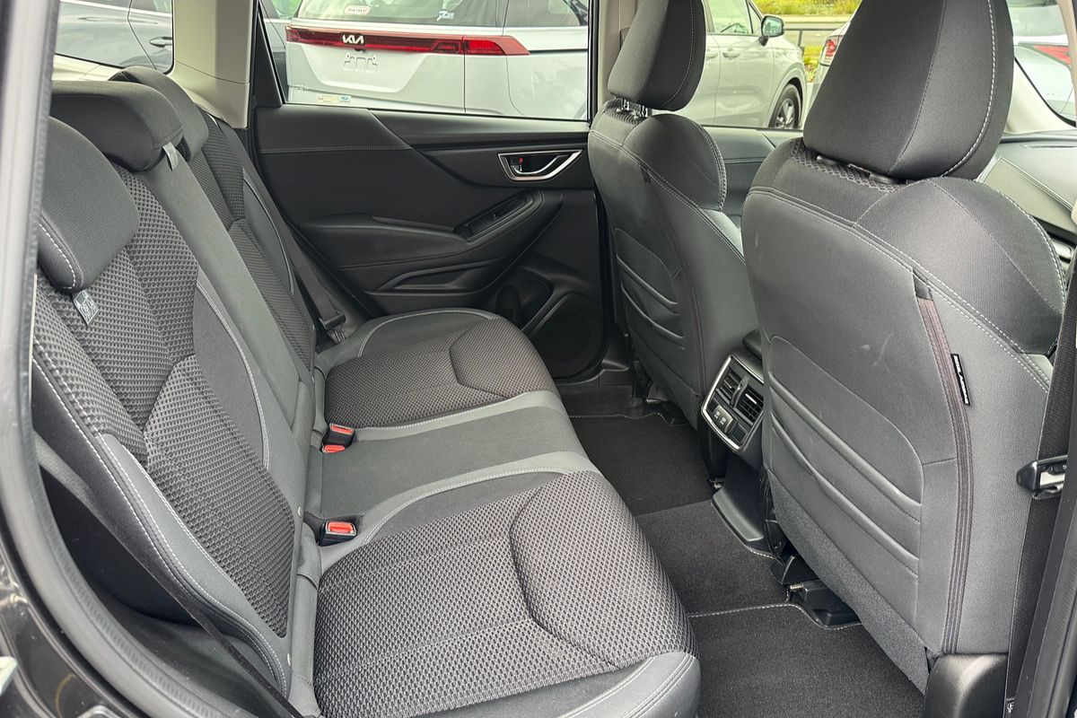2019 Subaru Forester 2.5i Premium S5