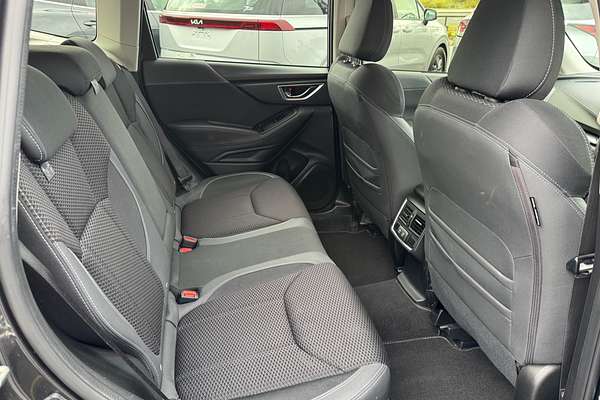 2019 Subaru Forester 2.5i Premium S5