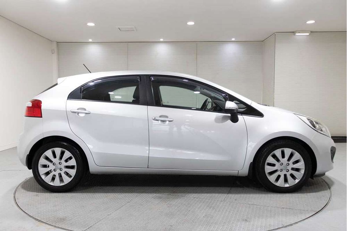 2014 Kia RIO Si 6 SP AUTOMATIC 5D HATCHBACK 4CYL 