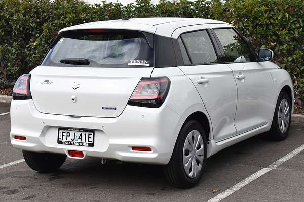 2024 Suzuki Swift Hybrid UZ