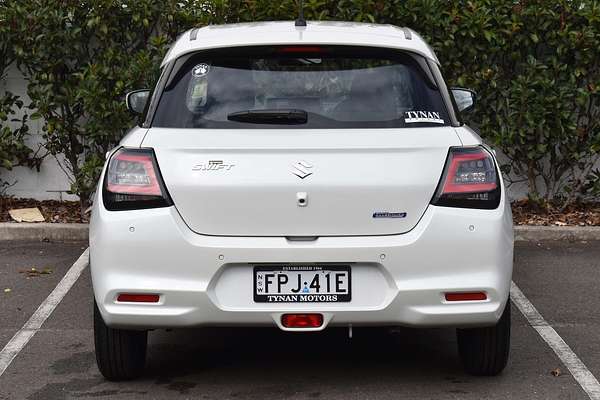 2024 Suzuki Swift Hybrid UZ