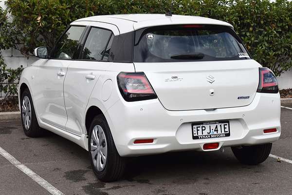 2024 Suzuki Swift Hybrid UZ