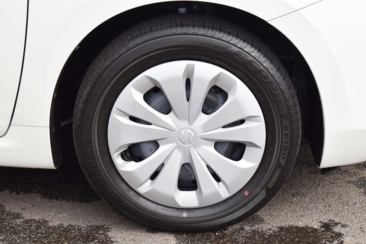 2024 Suzuki Swift Hybrid UZ