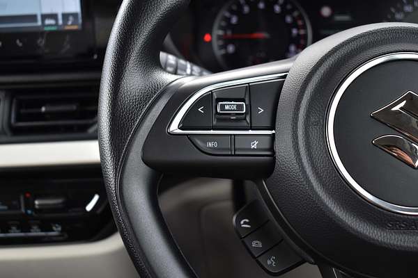 2024 Suzuki Swift Hybrid UZ