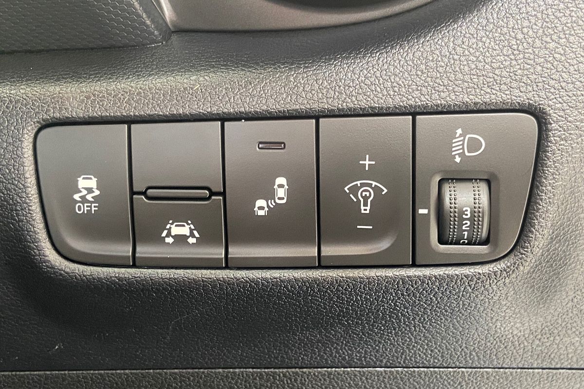 2020 Hyundai Kona Elite OS.3