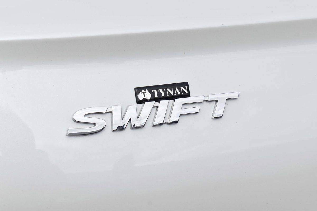 2024 Suzuki Swift Hybrid UZ