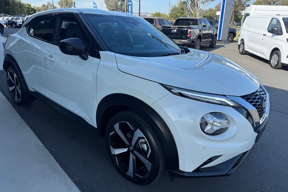 2023 Nissan JUKE ST-L F16