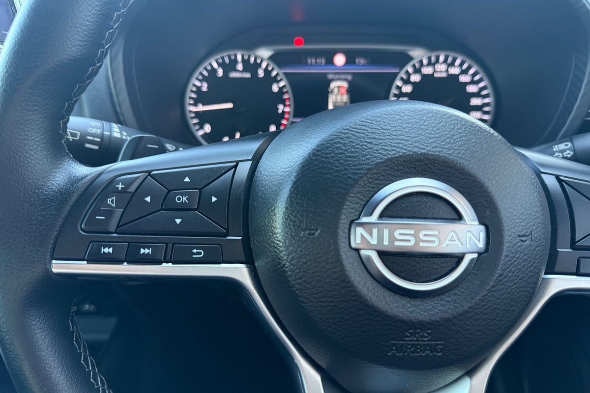 2023 Nissan JUKE ST-L F16