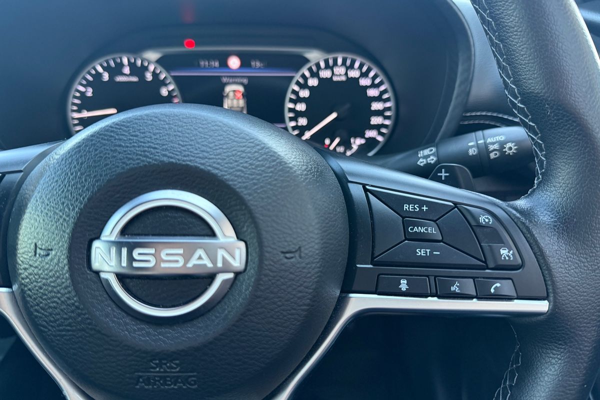 2023 Nissan JUKE ST-L F16