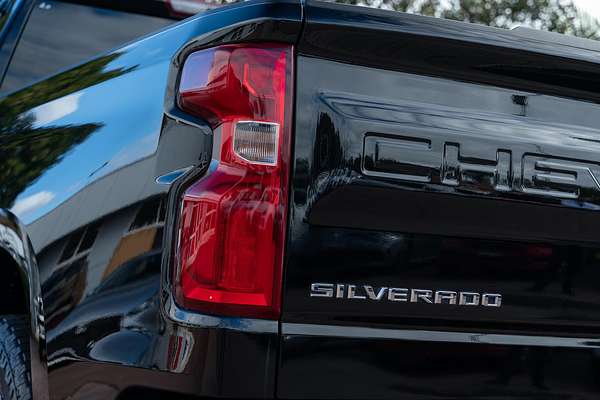 2023 Chevrolet Silverado 1500 LTZ Premium W/Tech Pack T1 4X4