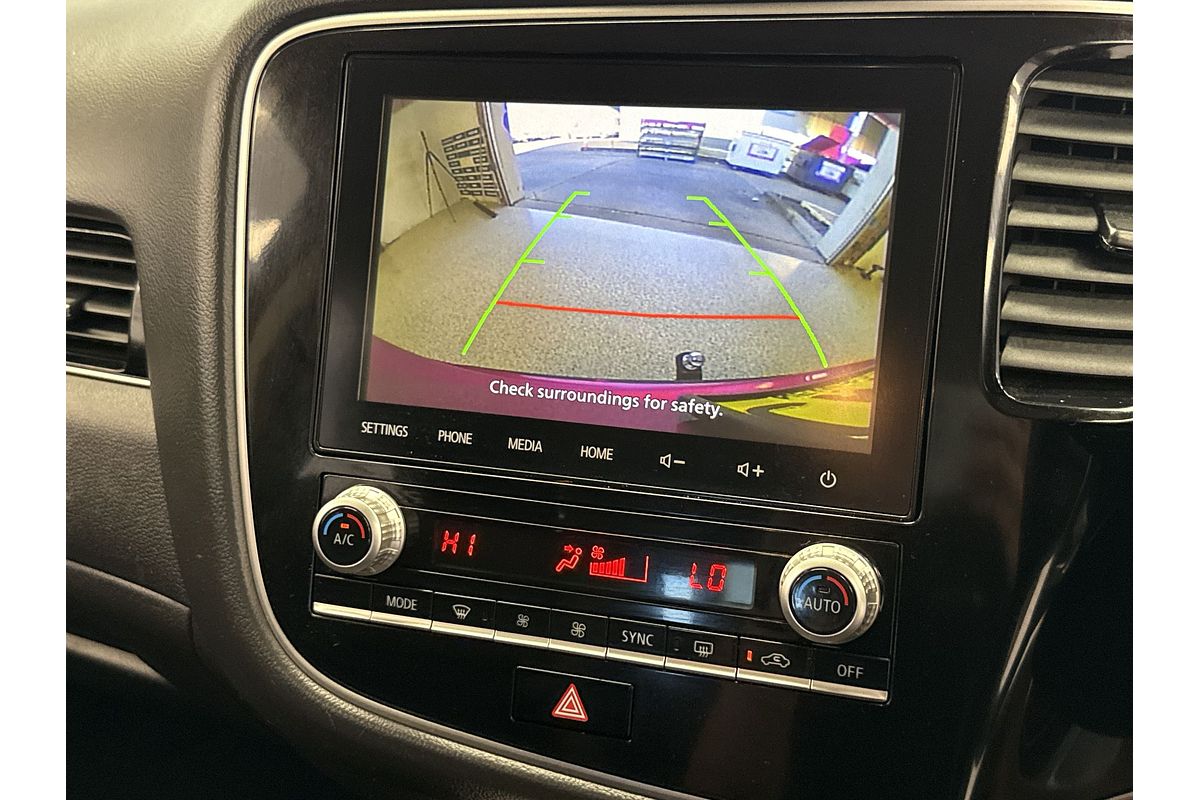 2020 Mitsubishi Outlander LS ZL
