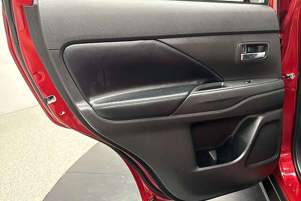2020 Mitsubishi Outlander LS ZL