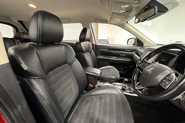 2020 Mitsubishi Outlander LS ZL