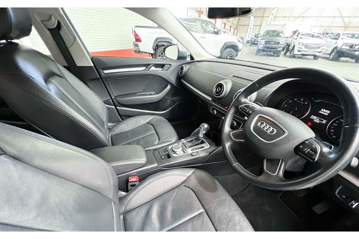 2015 Audi A3 Attraction 8V