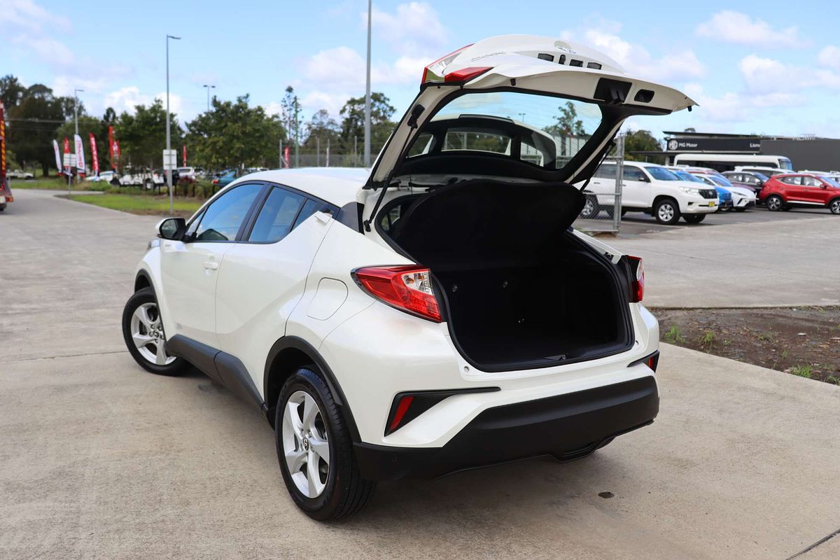 2018 Toyota C-HR NGX10R