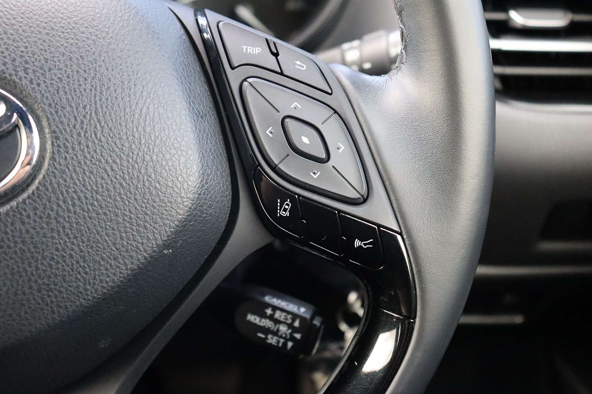 2018 Toyota C-HR NGX10R