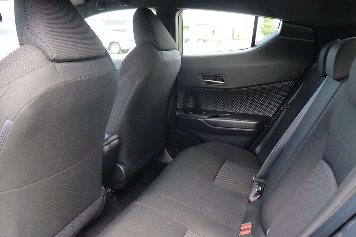 2018 Toyota C-HR NGX10R