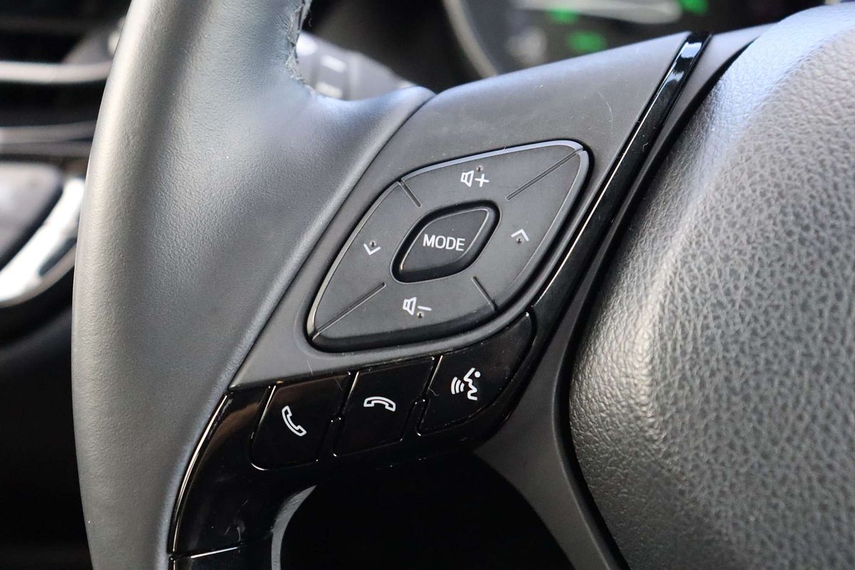2018 Toyota C-HR NGX10R