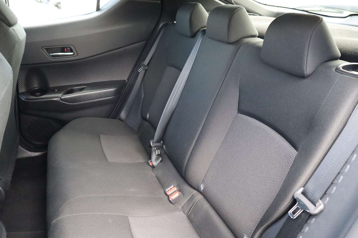 2018 Toyota C-HR NGX10R