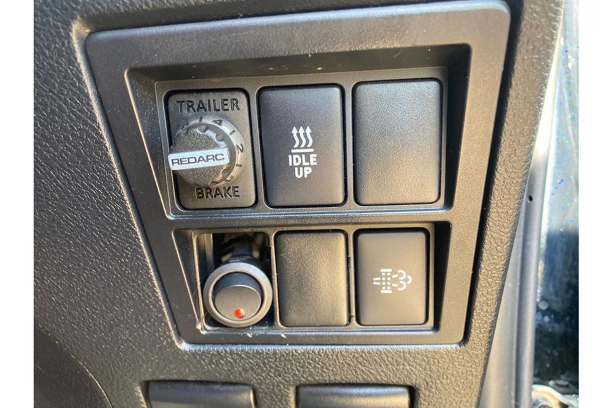 2018 Toyota Hilux SR5 GUN126R 4X4