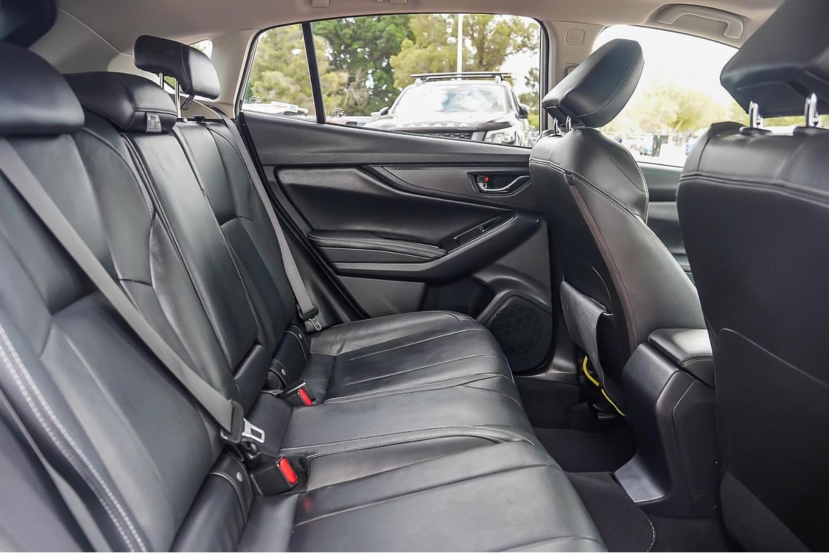 2017 Subaru Impreza 2.0i-S G5