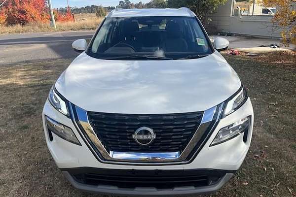 2025 Nissan X-TRAIL ST T33