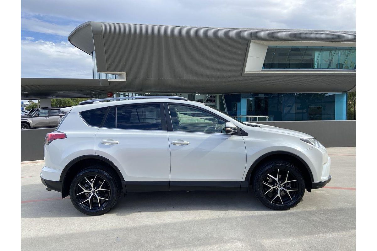2017 Toyota RAV4 GXL ZSA42R