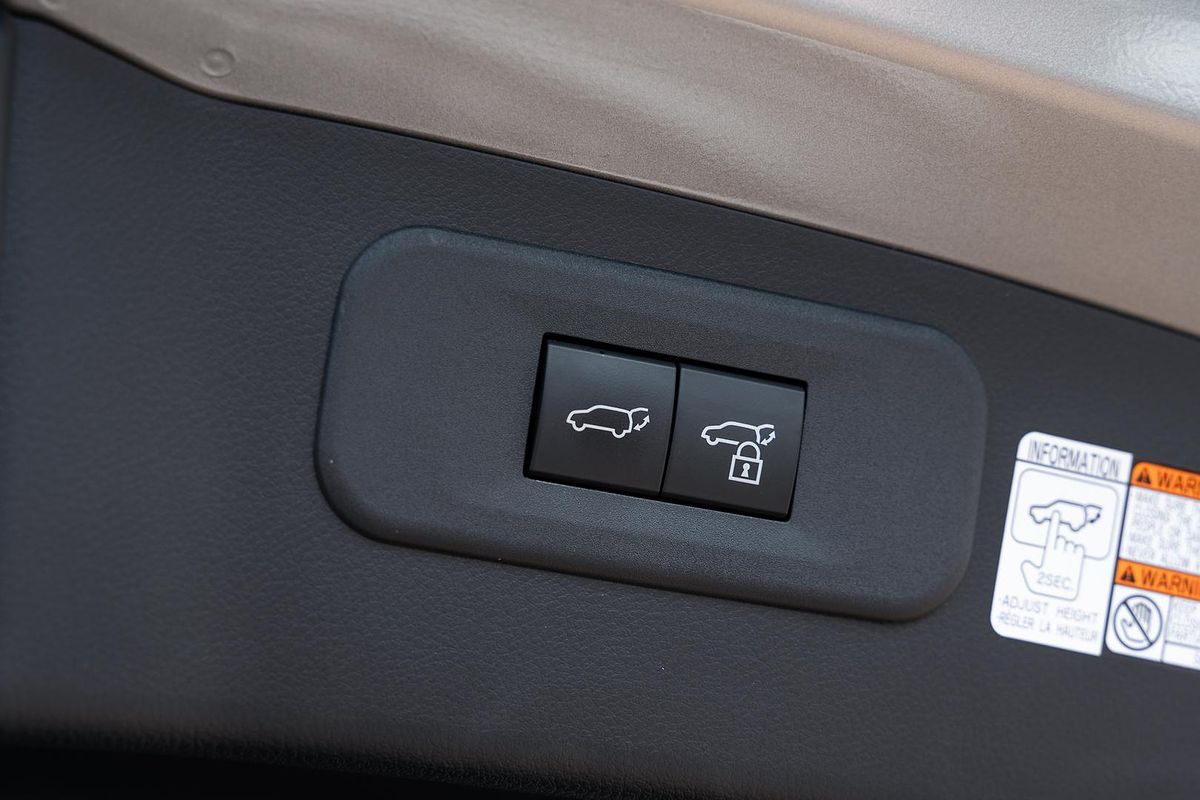 2022 Lexus NX NX450h+ F Sport AAZH26R