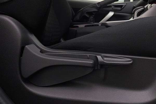 2023 Mitsubishi Eclipse Cross ES YB