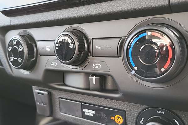 2024 Mazda BT-50 XT TF 4X4