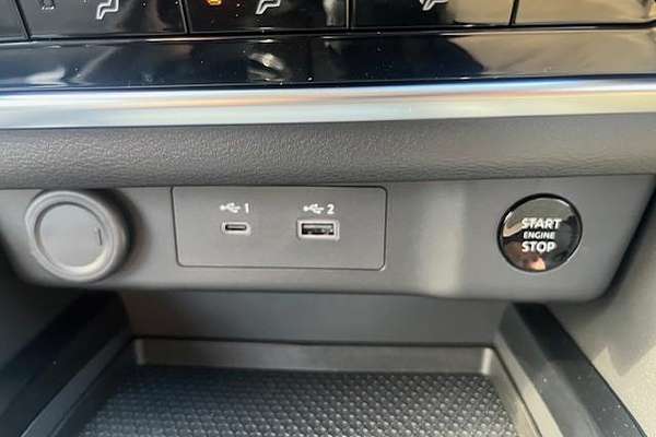 2025 Nissan X-TRAIL ST T33