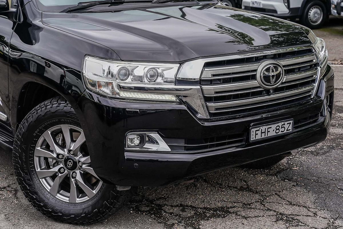 2017 Toyota Landcruiser Sahara VDJ200R