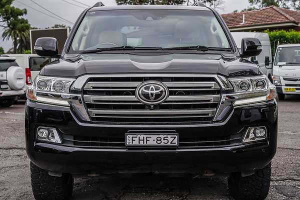 2017 Toyota Landcruiser Sahara VDJ200R