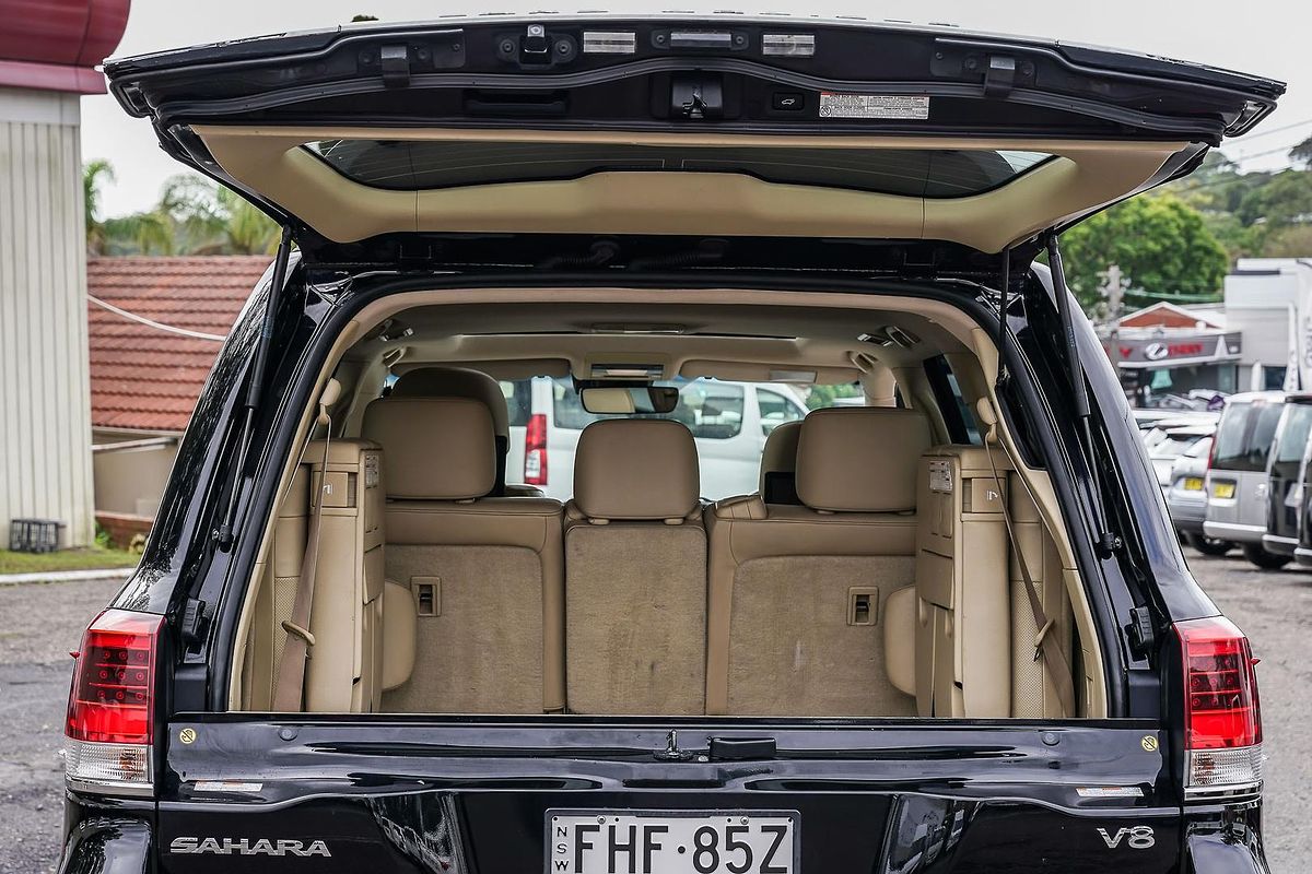 2017 Toyota Landcruiser Sahara VDJ200R