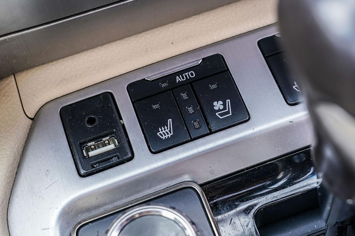 2017 Toyota Landcruiser Sahara VDJ200R