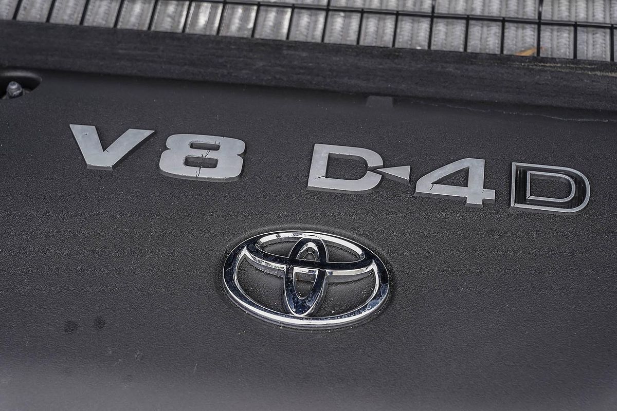 2017 Toyota Landcruiser Sahara VDJ200R