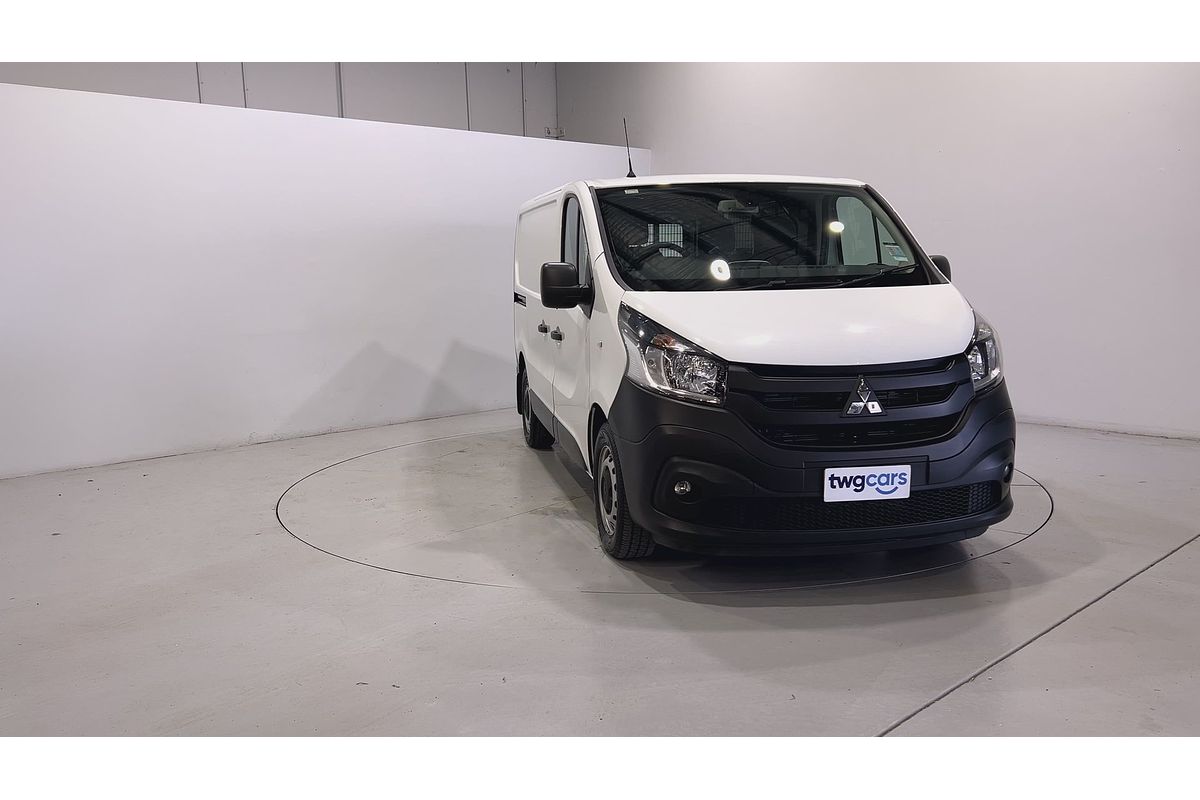 2022 Mitsubishi Express GLX SN SWB