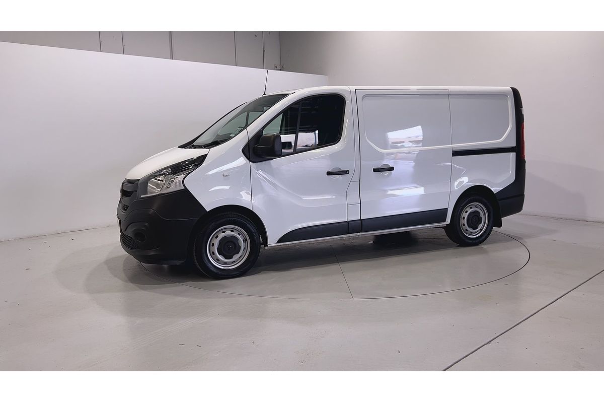 2022 Mitsubishi Express GLX SN SWB