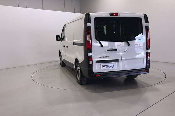 2022 Mitsubishi Express GLX SN SWB