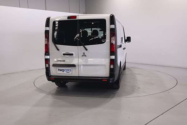 2022 Mitsubishi Express GLX SN SWB