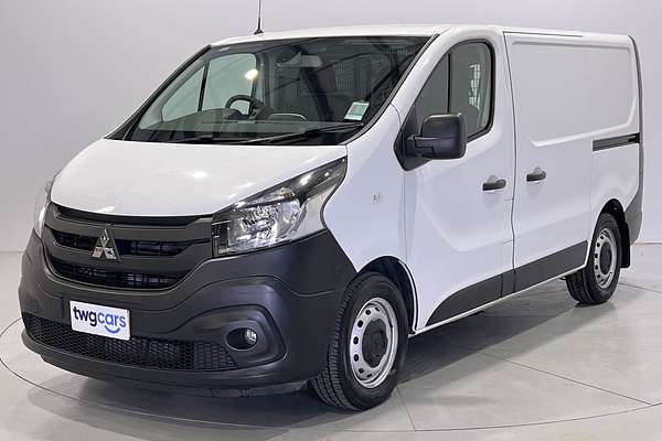 2022 Mitsubishi Express GLX SN SWB
