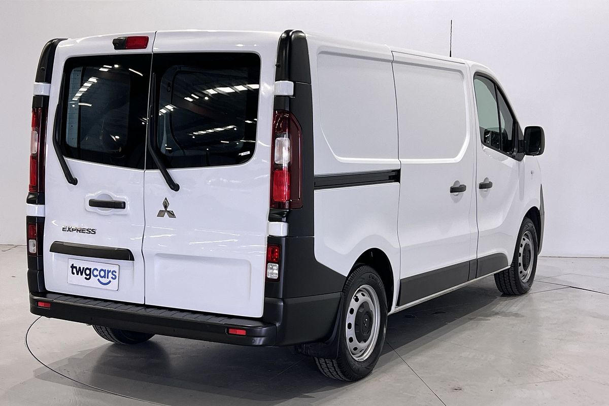 2022 Mitsubishi Express GLX SN SWB