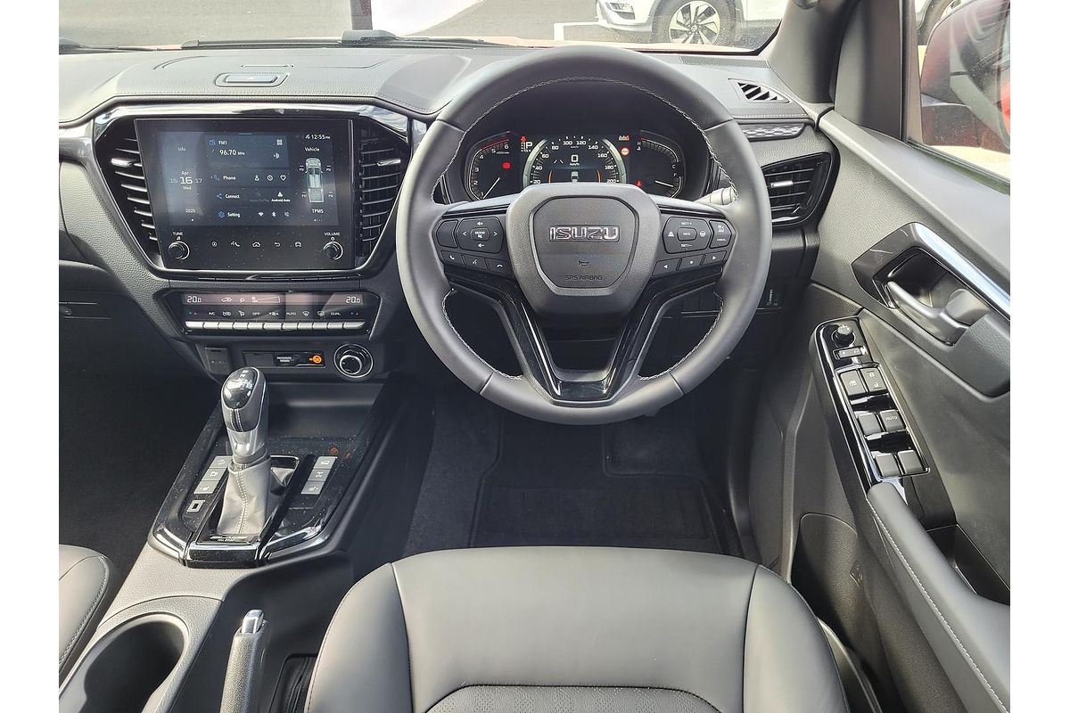 2024 Isuzu D-MAX BLADE 4X4