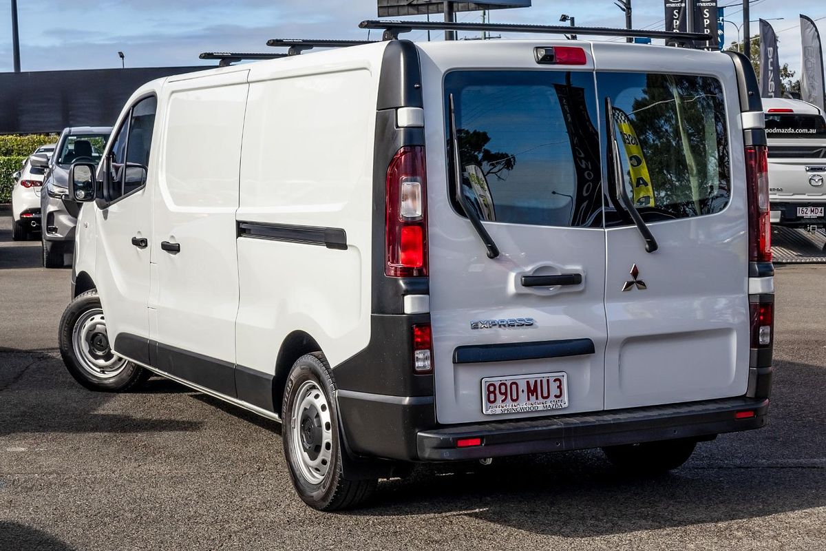 2022 Mitsubishi Express GLX+ SN LWB