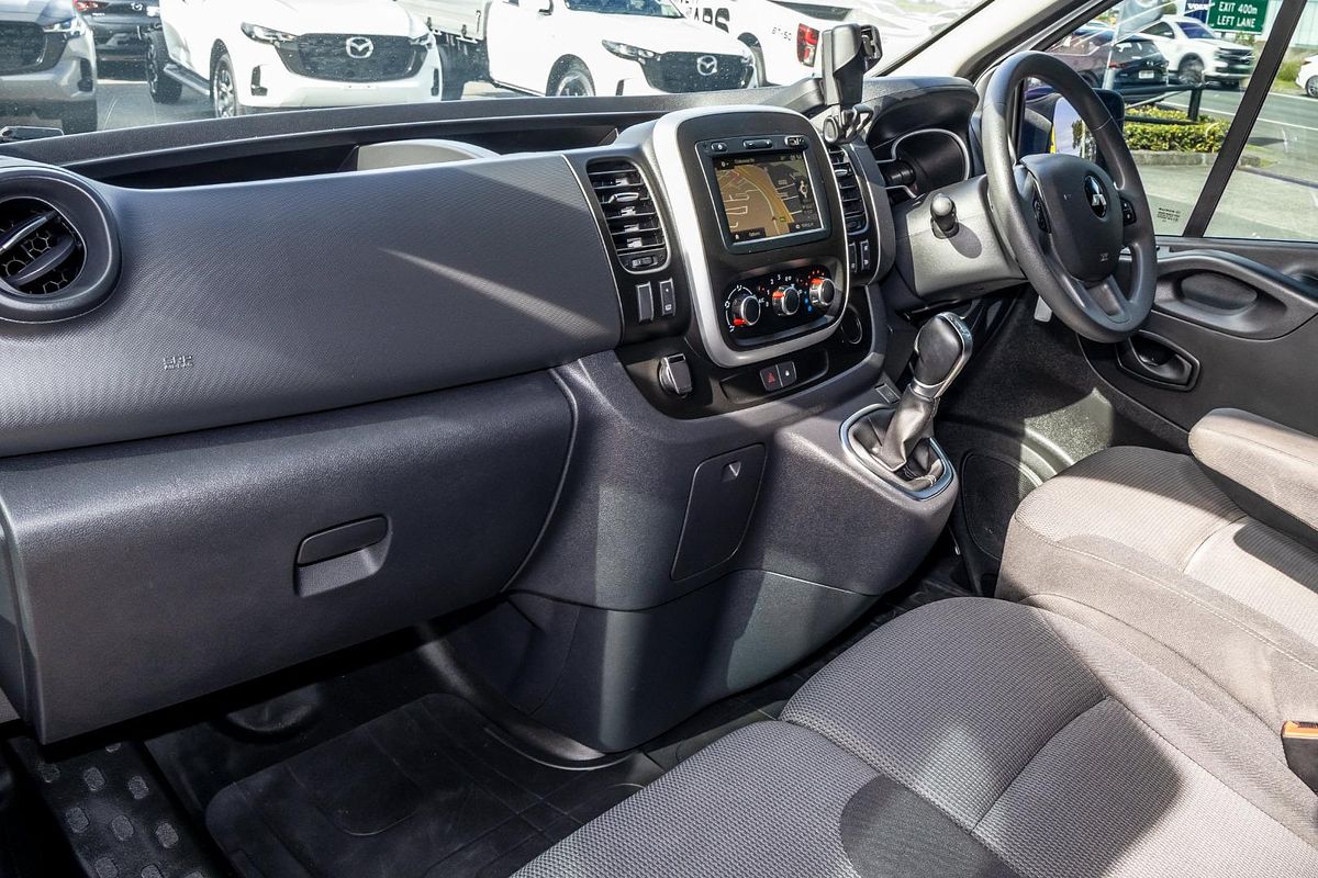 2022 Mitsubishi Express GLX+ SN LWB